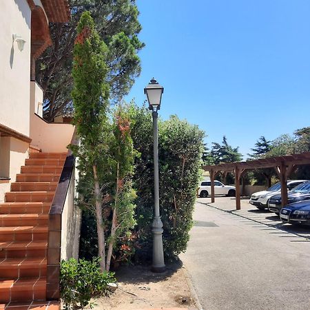 Apartamento Vistas Golf Bonmont Bonmont Terres Noves Oda fotoğraf