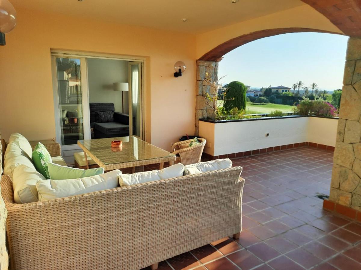 Apartamento Vistas Golf Bonmont Bonmont Terres Noves Dış mekan fotoğraf