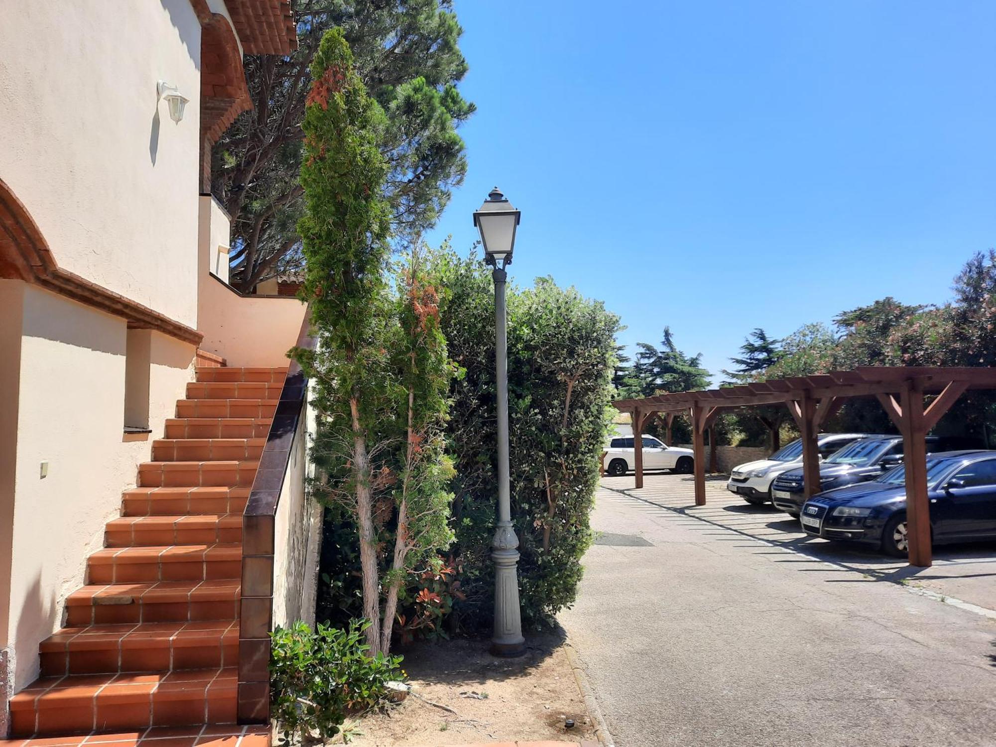 Apartamento Vistas Golf Bonmont Bonmont Terres Noves Oda fotoğraf